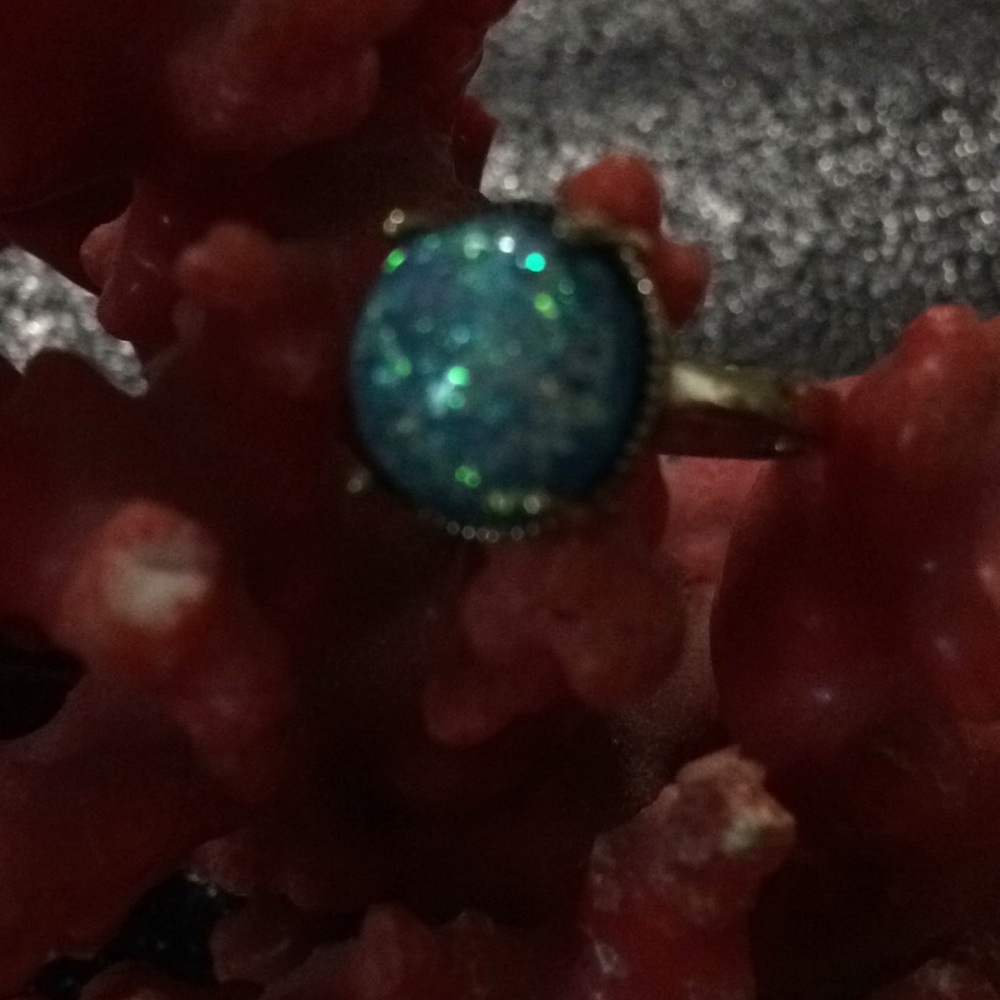 Vintage 925 Australian opal ring